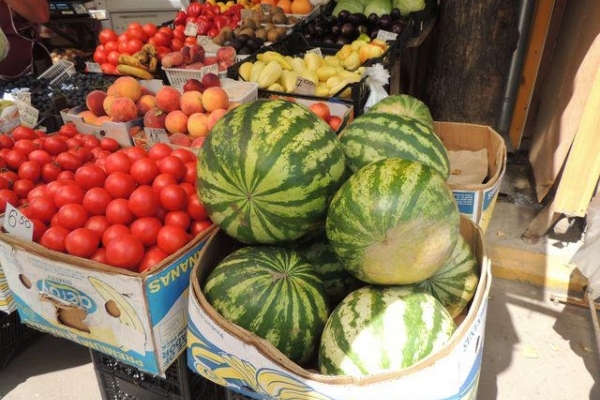 На тернопільських ринках кавуни і дині «нашпиговані» нітратами