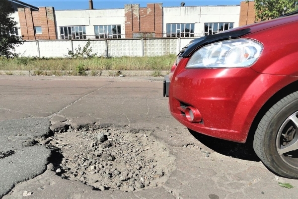 В Тернополі планують засипати ями на 13-ти вулицях