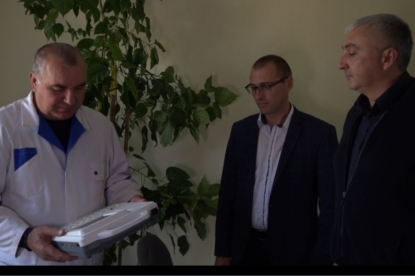 Поки влада планує закривати районну лікарню, аграрії Лановеччини допомагають розвивати сімейну медицину (Фото)