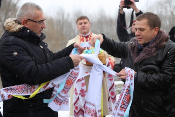 Організації Аграрної партії Тернопільщини та Хмельниччини побраталися на Збручі