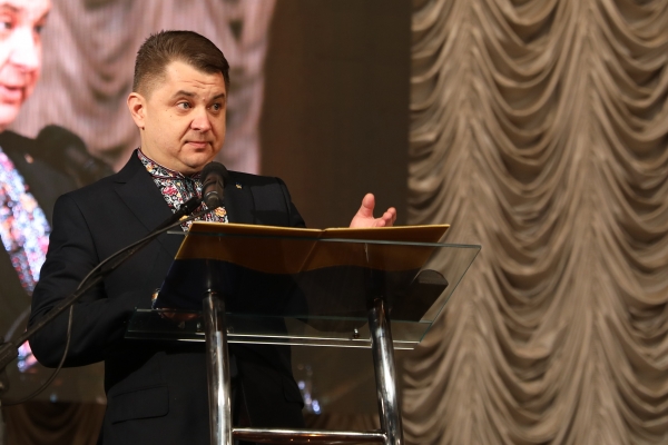 Віктор Овчарук: «Популісти намагаються знівелювати досягнення Порошенка за останні 5 років»