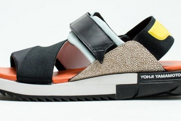 Чоловічі сандалі, шльопанці і босоніжки. Тенденції 2019 року