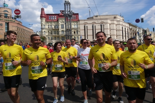 Команда Креатор-Буд взяла участь у благодійному марафоні в Києві