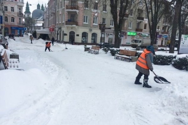 Сніг допоможе депутату стати справжнім слугою народу