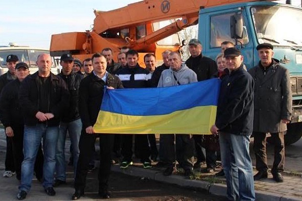 Вже рік на передовій бійців захищають оборонні споруди, які зводили працівники компанії 