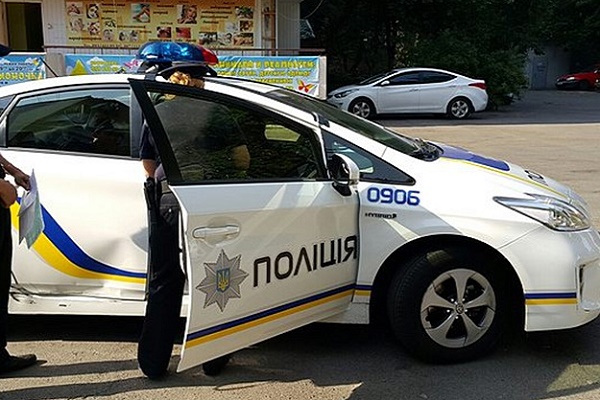 За побиття поліцейського бучачанину «світить» 5 років