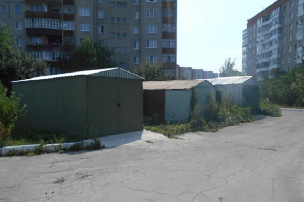 Афера з земельною ділянкою під людськими гаражами в Тернополі нарешті завершилась