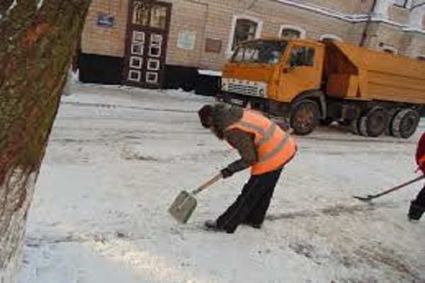 Чому тернополяни з Коновальця, 4 не платитимуть за прибирання прибудинкової території?