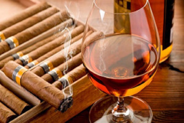 З 1 січня за алкоголь та цигарки тернополяни платитимуть більше