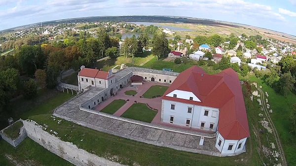 Збаразький  скандал через гроші замку
