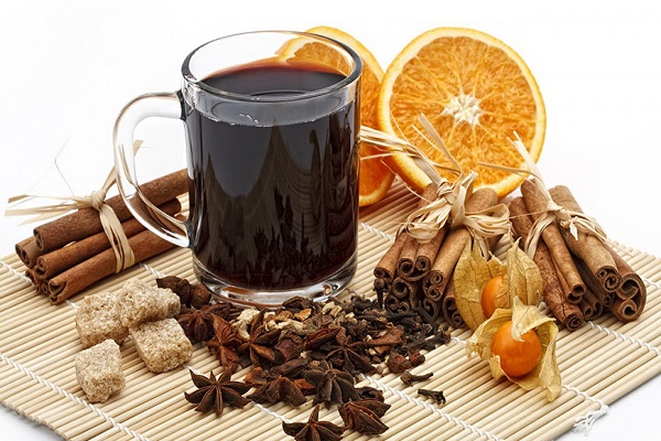 Тернопільські податківці нагадують, що глінтвейн — це алкоголь