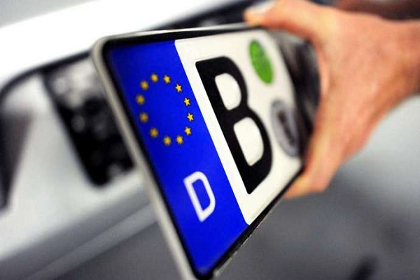 Депутати погрожують тернополянам конфіскацією нерозмитнених авто