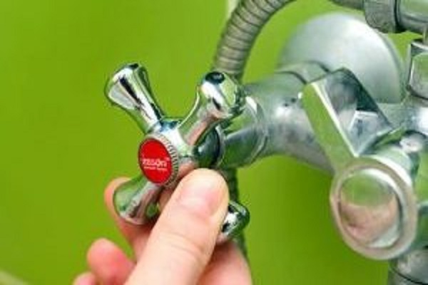 Тернополяни мають право вимагати перерахунку плати за гарячу воду. Як саме це зробити?