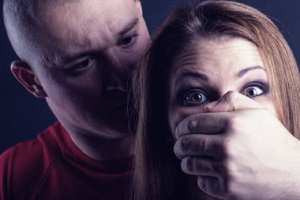 Таксиста, підозрюваного у зґвалтуванні 22-річної пасажирки, суд відпустив на волю