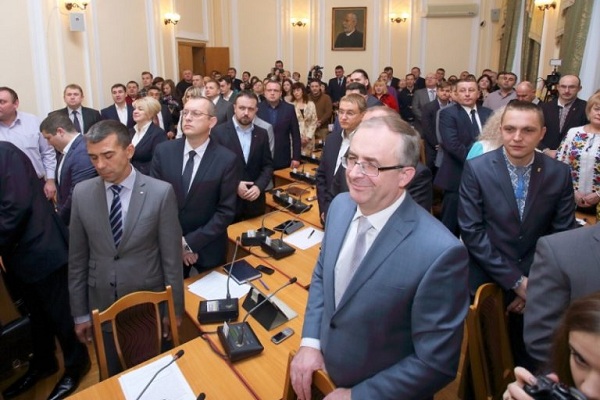 Тернопільський депутат, який «зловживав впливом» знову візьметься до роботи