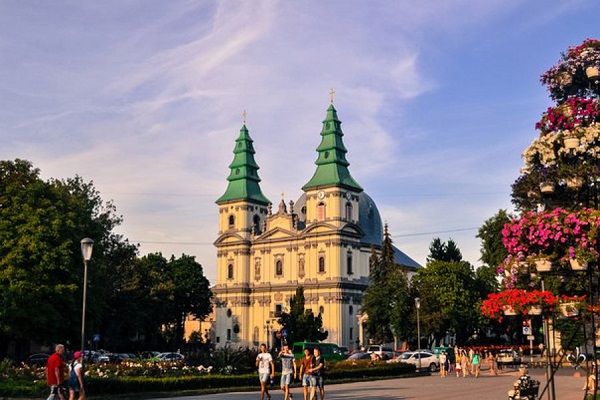 У Вікіпедії цілий місяць писатимуть про Тернопіль