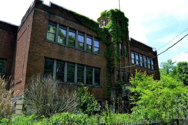 На Тернопіллі знайшли школу, яка нікому не належить