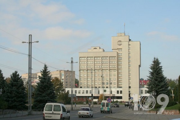 Тернопільську «податкову» віддадуть в оренду