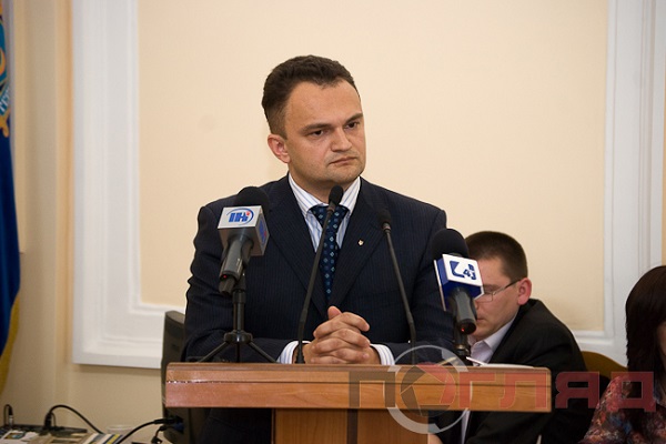 Стемковський повертається  і вже навіть погрожує депутатам