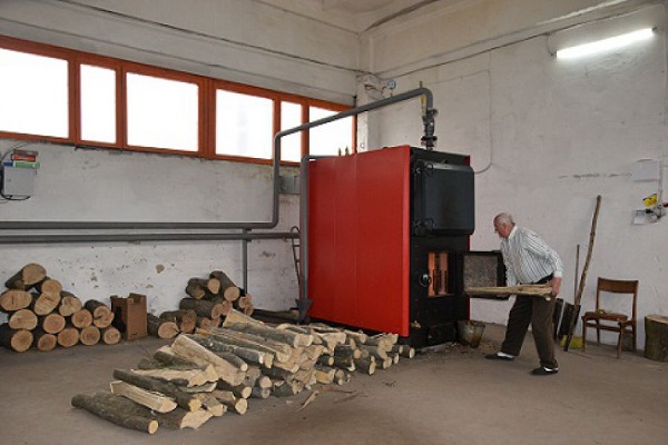 В Чорткові вирішили ввімкнути опалення для дітей