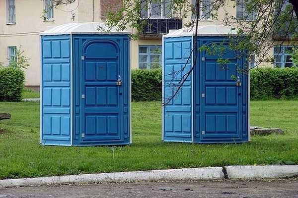 Міські чиновники створили комісію для обстеження... туалету