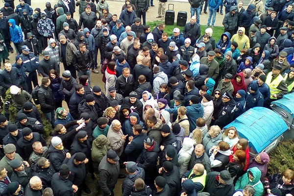 Тернопіль може поринути у хаос