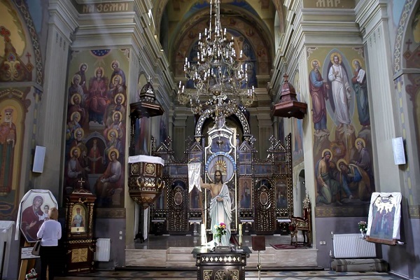 Нажива не знає перепон: на Тернопіллі за ніч пограбували дві церкви