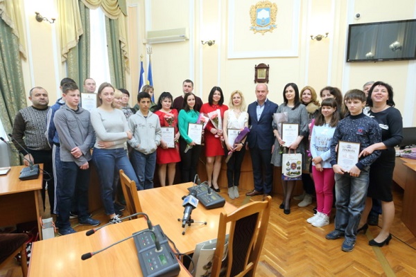 Тернопільських матерів зі святом привітав очільник міста Сергій Надал (Фото)