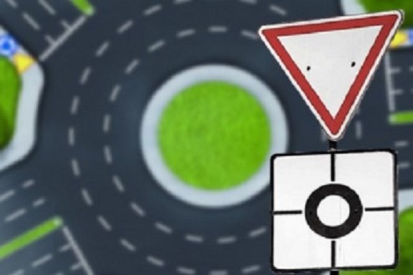 Правила проїзду кільця біля «Маяка» скоро зміняться