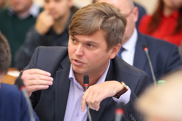  Депутат міської ради Тернополя та активний громадський діяч виявився звичайним корупціонером? (Документи)