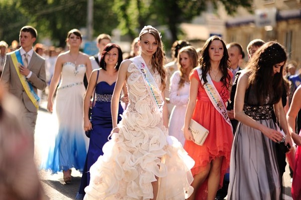 Батькам тернопільських випускників цей день обійдеться дуже дорого