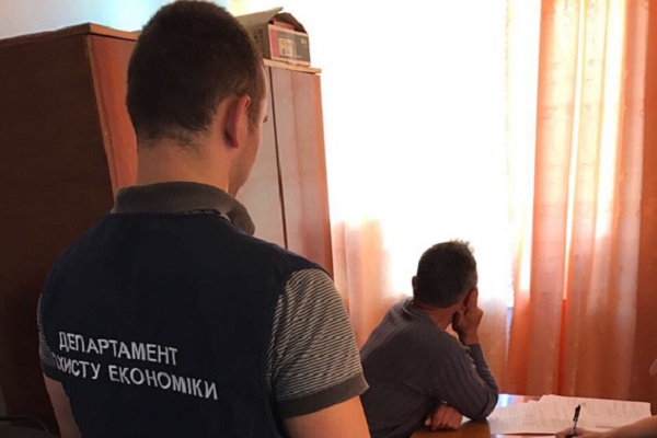 В Підгаєцькому районі сільський голова попався на хабарі