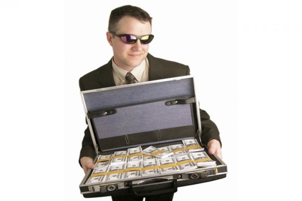 Дива трапляються: невідомий благодійник пожертвував 100 тисяч доларів хворій дитині