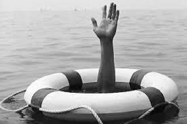 Рибалка врятував з води двох дітей, але з третім хлопчиком потонув сам