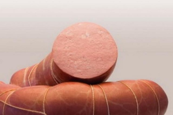 Що ховається у ковбасі: знахідка тернополянки (фото)