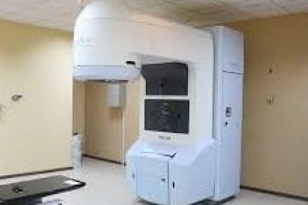 Для онкохворих куплять інноваційний лікувальний апарат