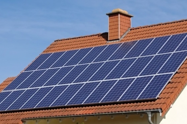 Сонячні батареї на дах, податок – до бюджету