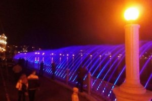 Рекордним фонтаном тернополяни милуватимуться до кінця тижня