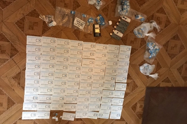 Умільці-залізничники з Тернопільщини телефонували закордон, як до себе додому