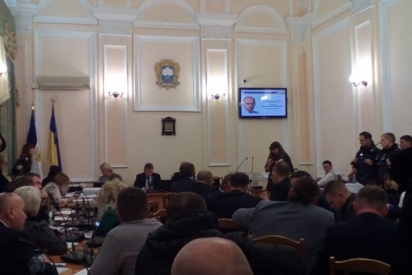 На зарплати медикам у Тернополі бракує понад 10 мільйонів.