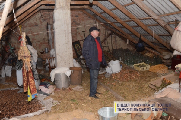 Тернополянин зберігав понад 50 кг наркотичної речовини під стрихом