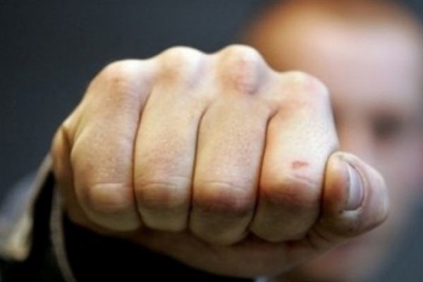 Троє юнаків розтрощили тернопільське кафе