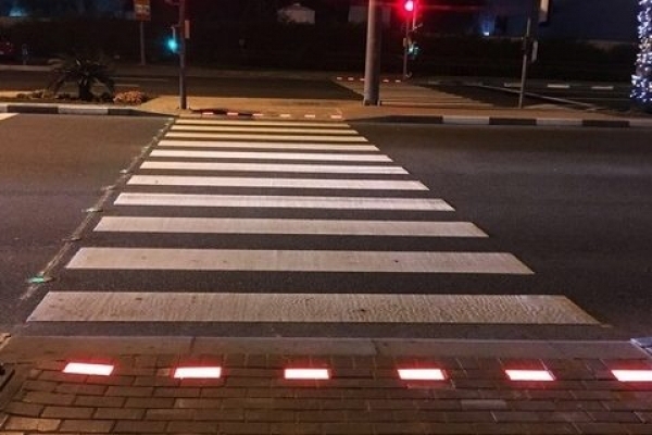 Як виглядають “розумні” пішоходи і де їх встановили на Тернопільщині?