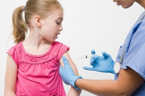 Тернополян, які не вакцинуватимуть дітей, чекає штраф