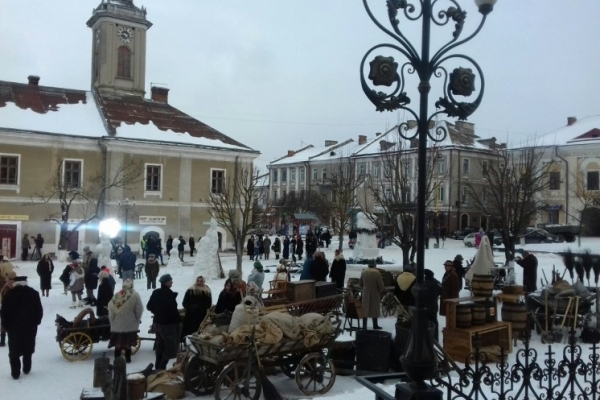 Хто доклався до знімання фільму у Бережанах