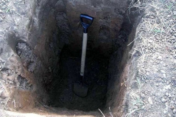 На Тернопільщині вже проявилися перші труднощі з похованням померлих