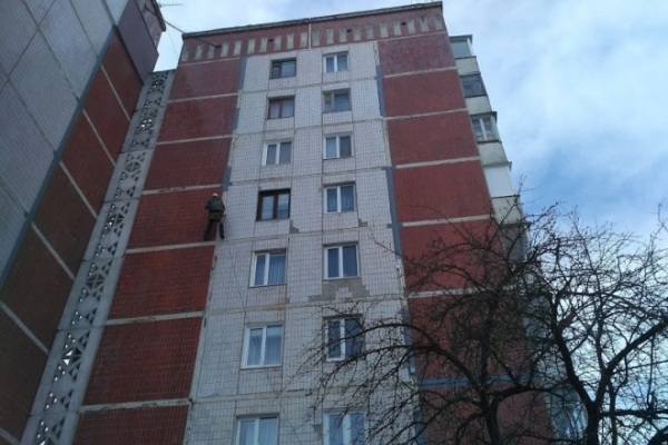 У Тернополі почали ремонт панельних будинків