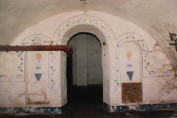 Під приміщенням прокуратури відновлюють старовинну церкву