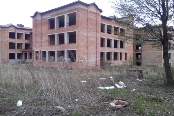 У Тернополі активно обговорюється питання завершення будівництва школи в Кутківцях