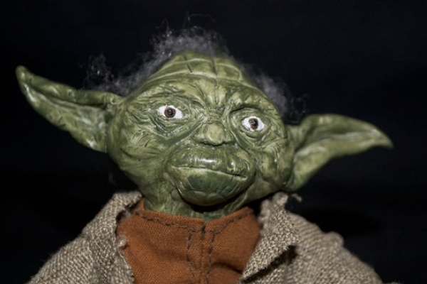 Замість пам'ятника вчителю таки встановлять монумент заморській чебурашці 